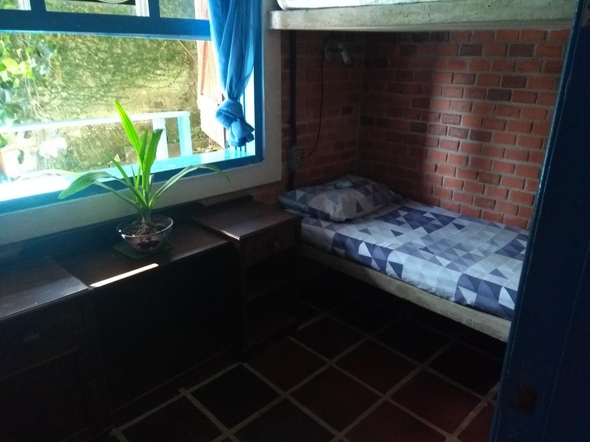 Homestay Nossa Casa Surf House *
