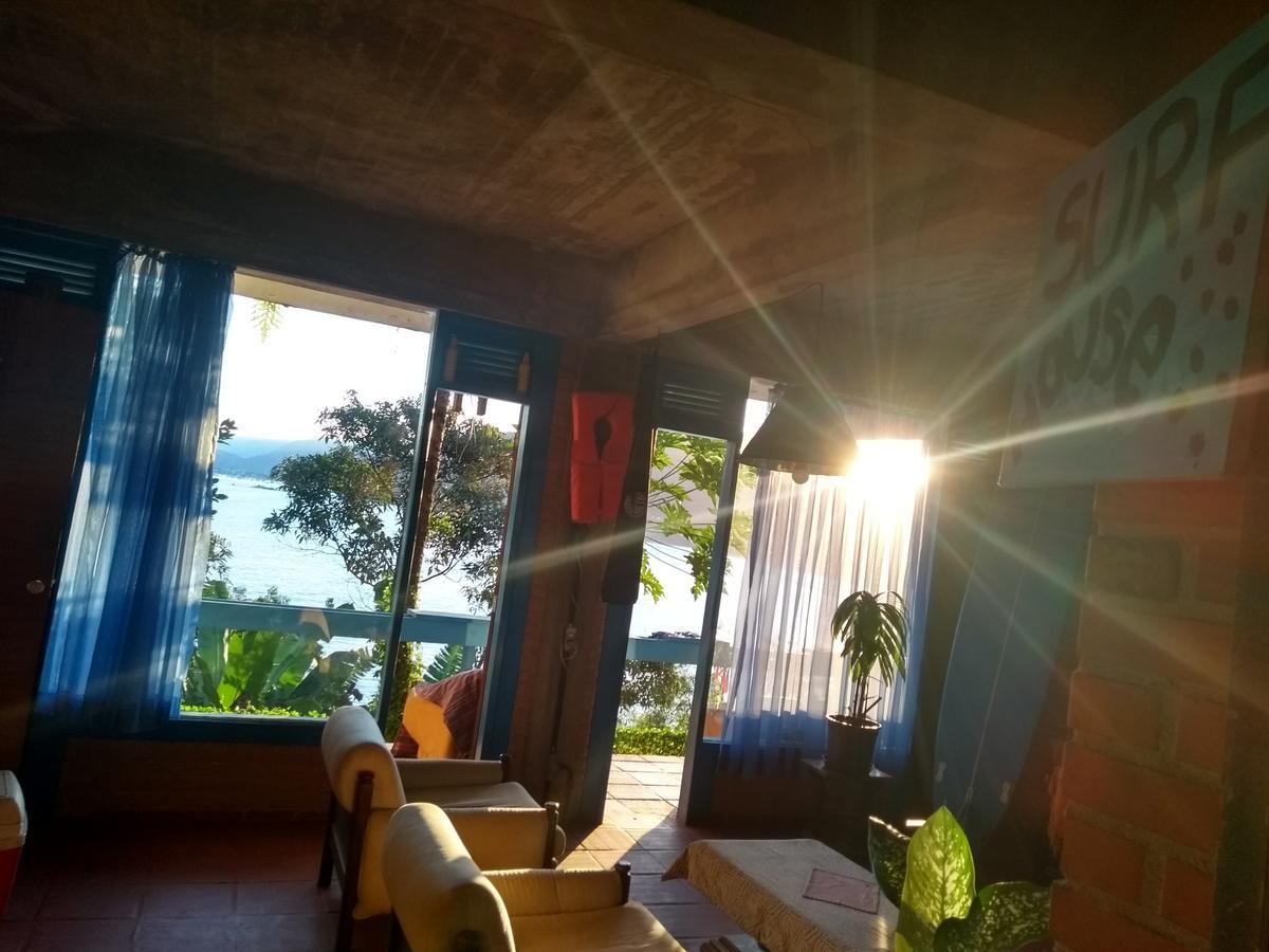 Homestay Nossa Casa Surf House